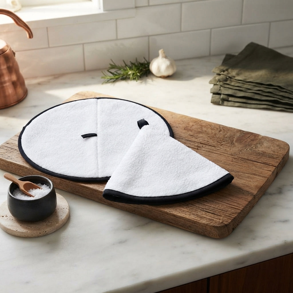 **Premium Round Kitchen Towel – Soft, Absorbent & Durable with Hanging Loop for Everyday Kitchen Use (Random Color)**