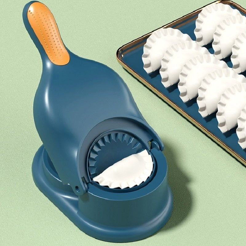 **Dumpling Maker Kitchen Press Mold – Easy-to-Use Tool for Perfectly Shaped Homemade Dumplings (Random Color)**